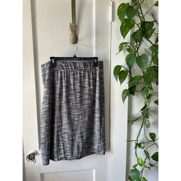 Apt 9 Women’s size x-large grey skirt - Picture 1 of 7